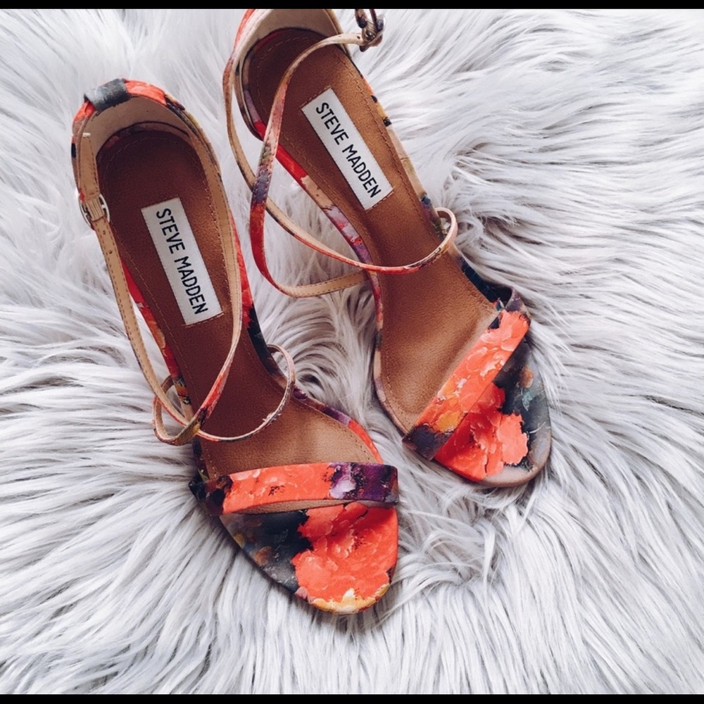 Steve Madden 'Floria' red floral multi sandal
